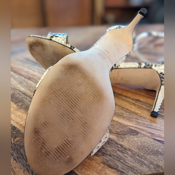 Ann Taylor Snake Embossed Leather kitten heel sandals Size 6 Excellent Condition - Picture 4 of 4